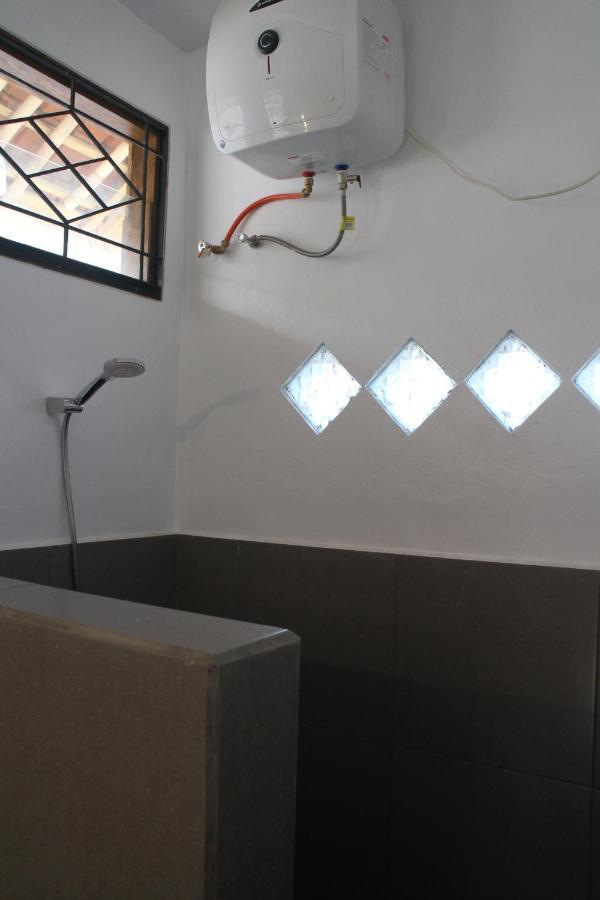 Rimba Bungalow Apartment Kuta  ภายนอก รูปภาพ