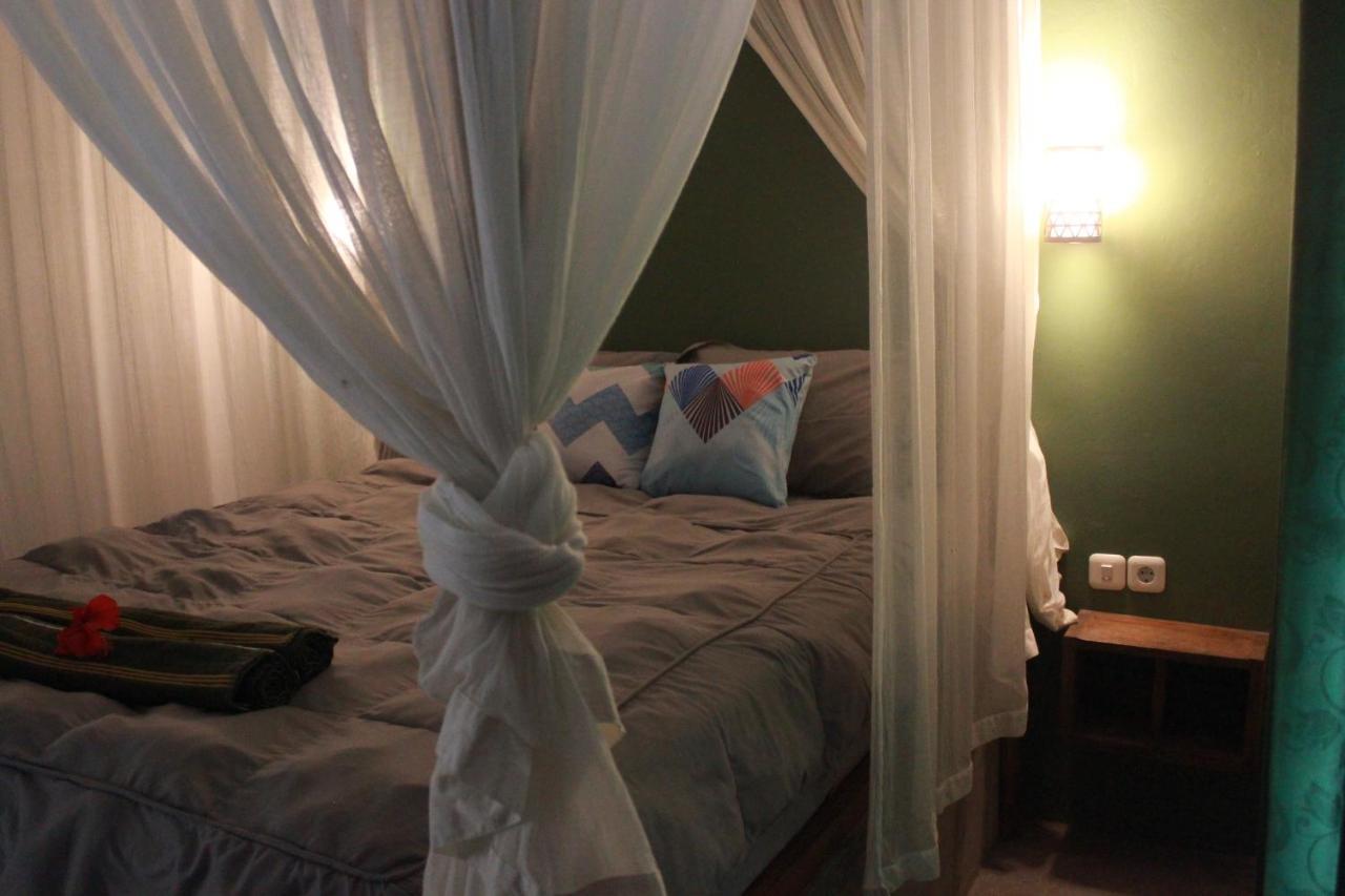 Rimba Bungalow Apartment Kuta  ภายนอก รูปภาพ